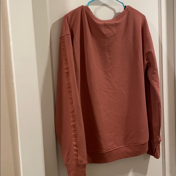 Victoria Secret Sport Crewneck - Picture 5 of 5